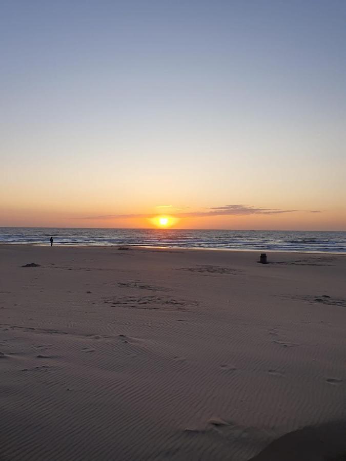 Spacious Apartment With Sea View Ostend Luaran gambar