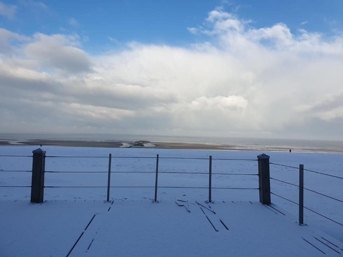 Spacious Apartment With Sea View Ostend Luaran gambar